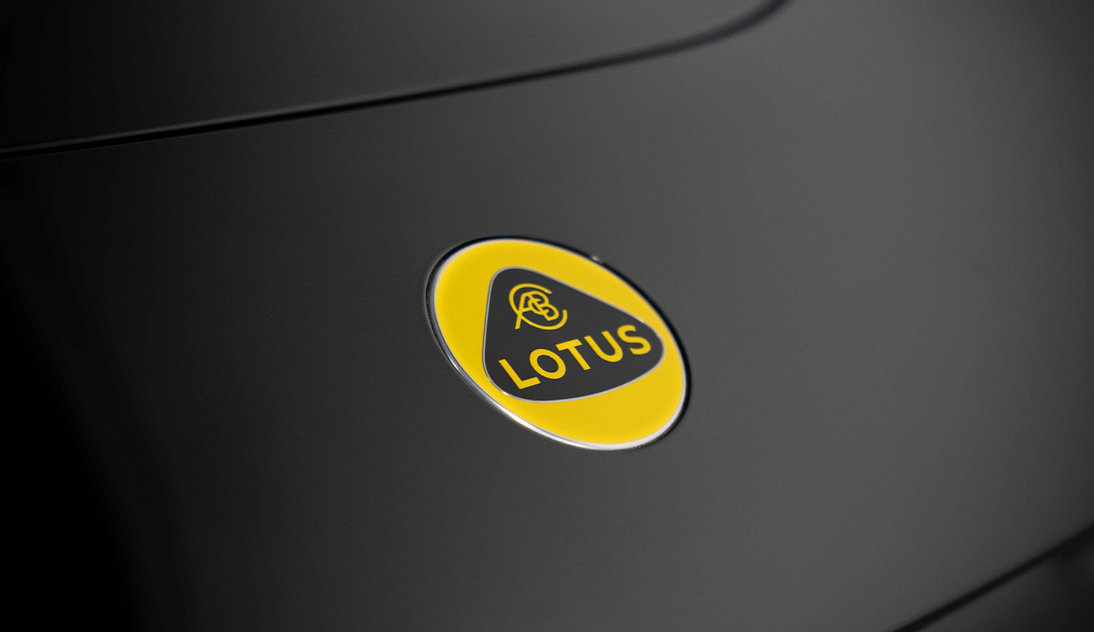 Lotus Eletre SUV 100% électrique Noir - Théobald Nancy