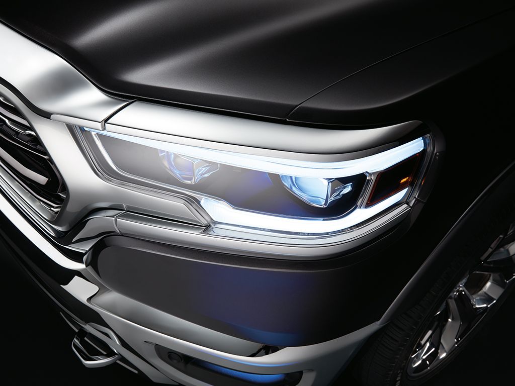 RAM 1500 Sport Phare LED